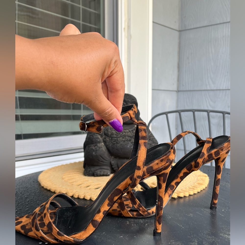 Boohoo cheetah print high pointy heels